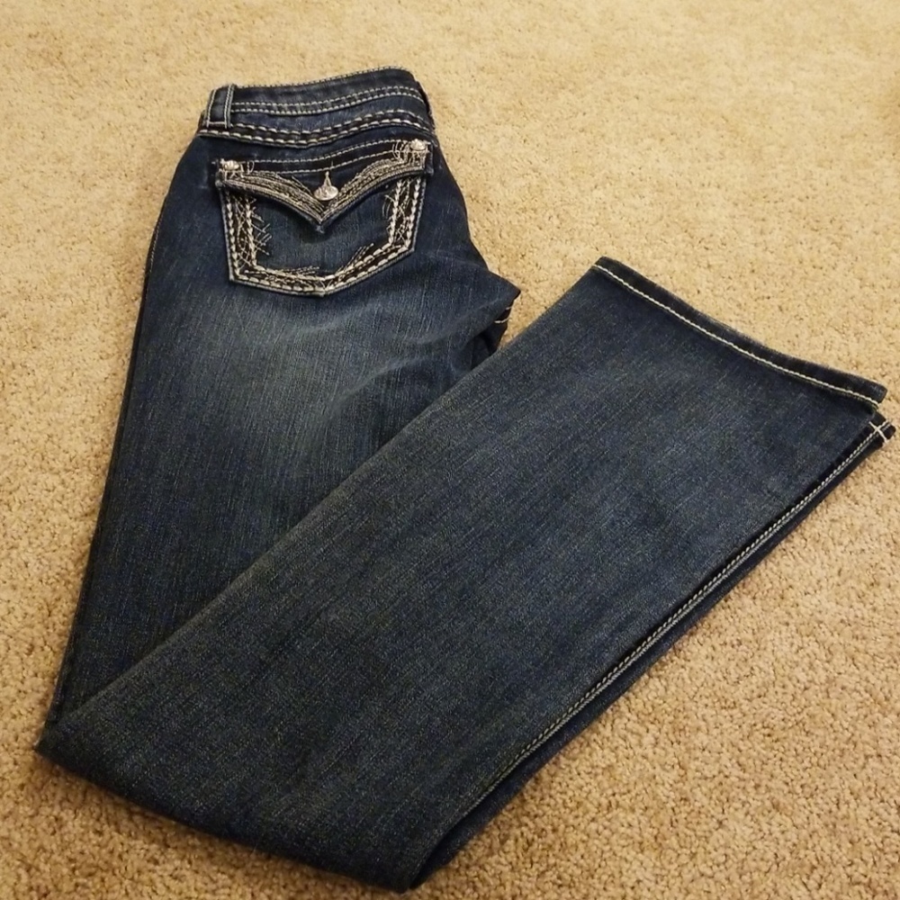 NWT! MISS ME Blue Embellished signature rise size 26 Jeans